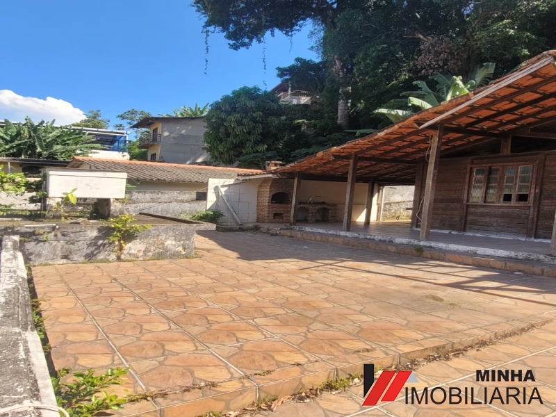 Imóvel á venda atrás da Lotérica no Centro de Mangaratiba.