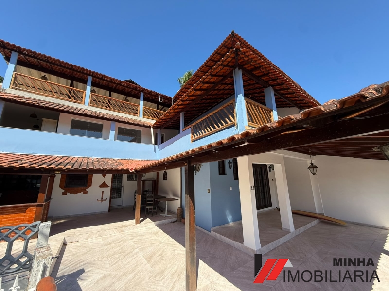 MRImóveis aluga linda casa na Praia do Saco em Mangaratiba.